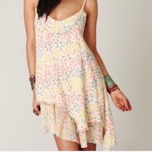 ✨5 FOR $25✨ Free People One Pastel Floral Embellished Dress